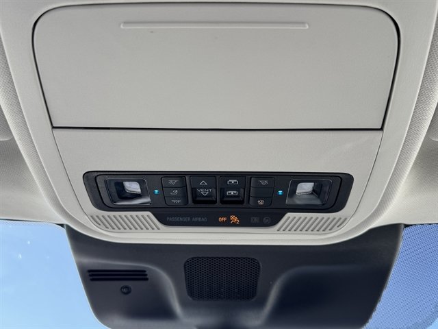 Certified 2025 Ford Expedition Active AWD/4WD image 16