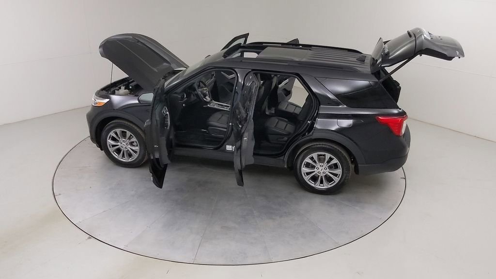 Certified 2023 Ford Explorer XLT w/ Equipment Group 202A image 56