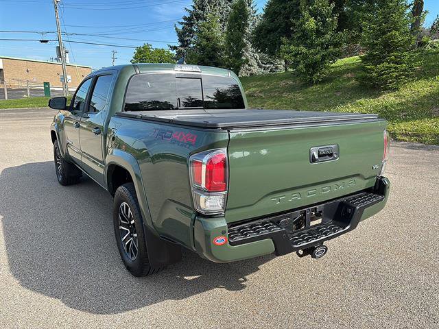 Used 2022 Toyota Tacoma TRD Sport w/ Technology Package AWD/4WD image 2