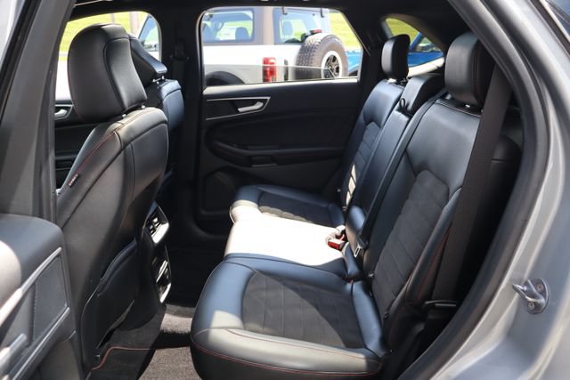 Certified 2024 Ford Edge ST-Line AWD/4WD image 27