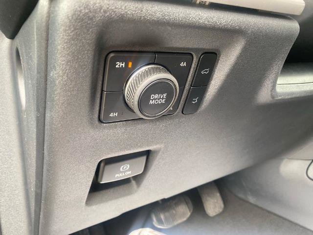 Certified 2025 Ford Expedition Active image 17