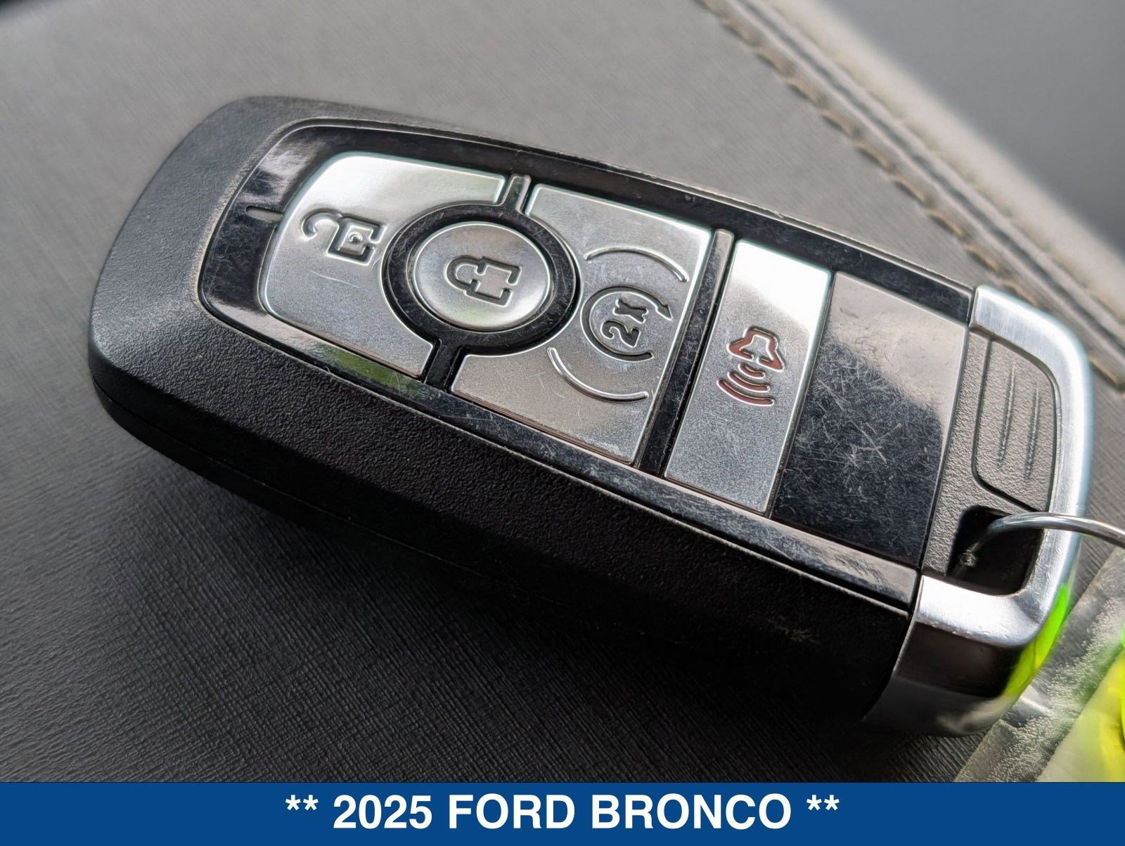 Certified 2025 Ford Bronco Badlands image 33