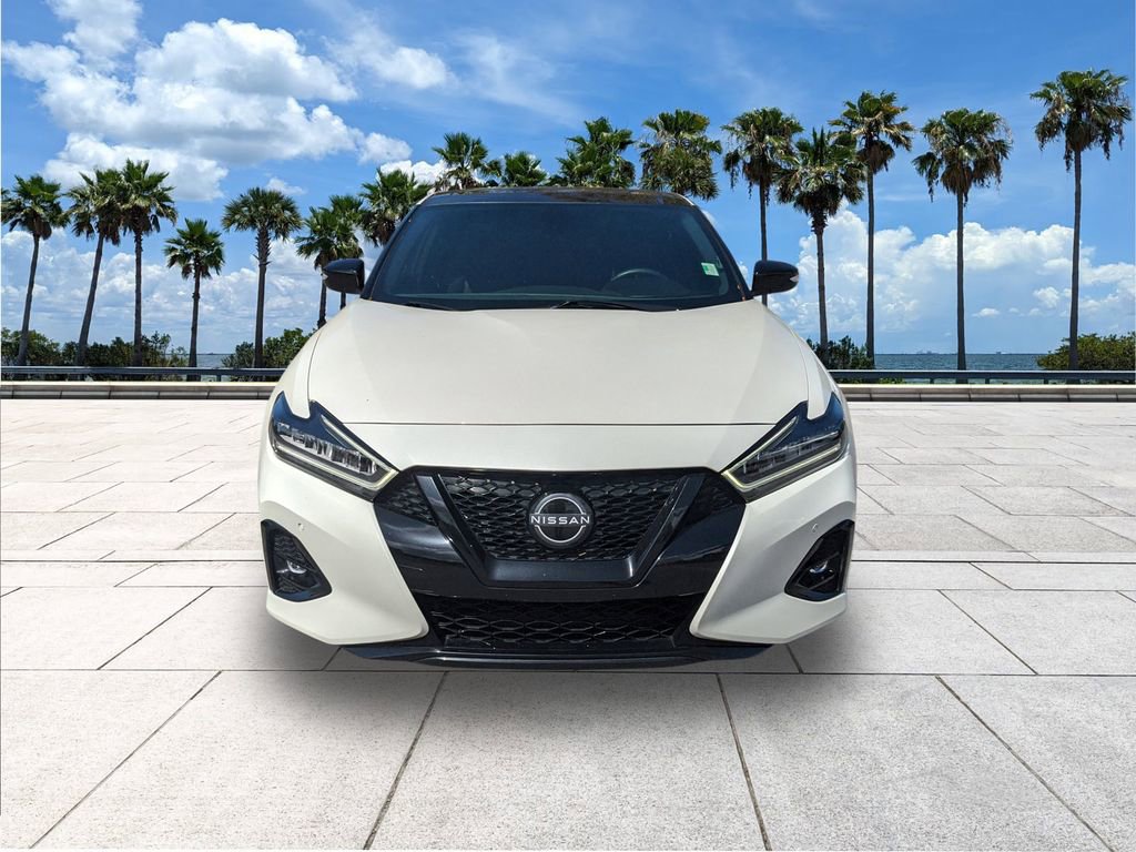 Used 2023 Nissan Maxima SR w/ Sport Mat Group image 2