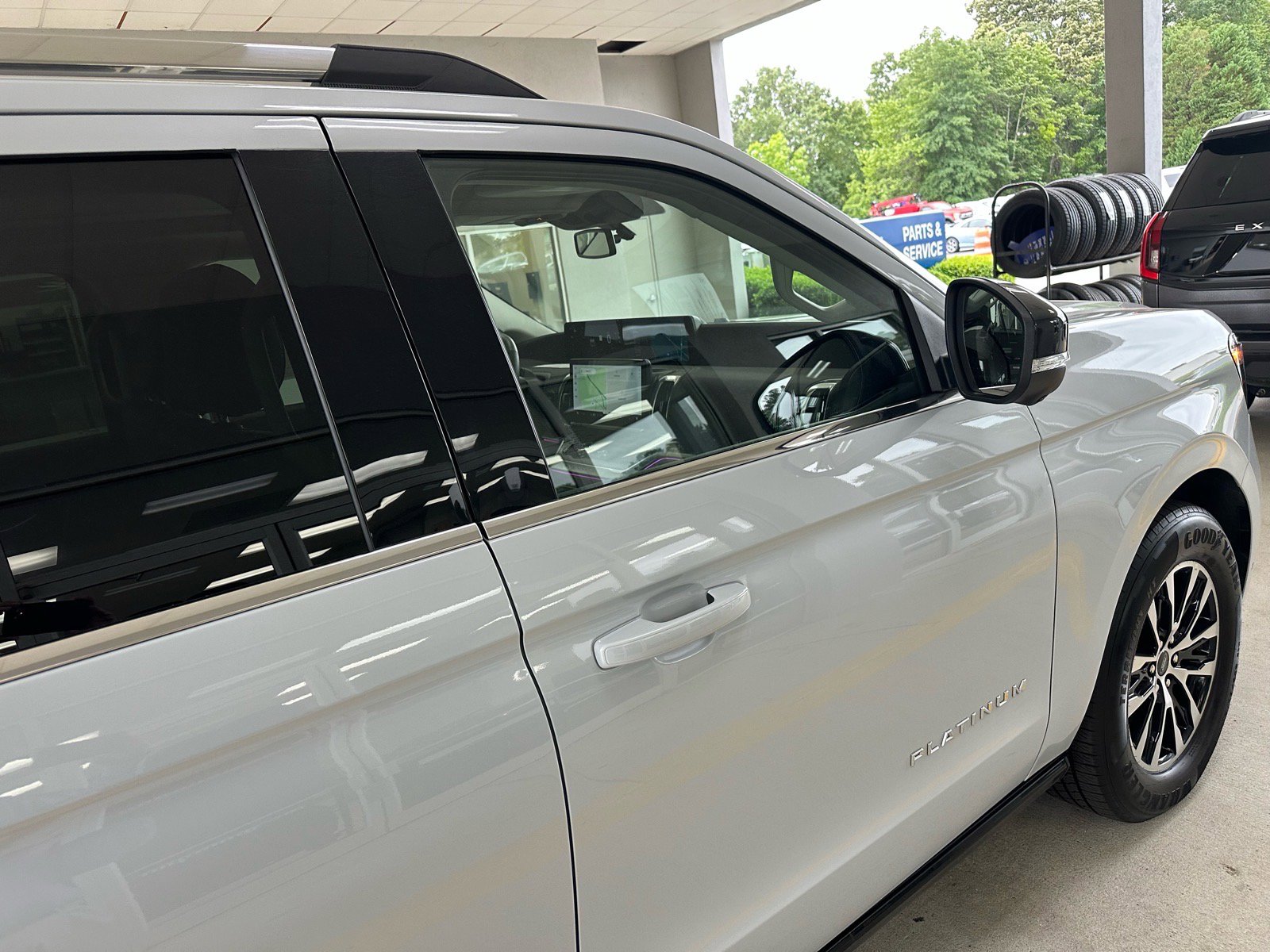 Certified 2025 Ford Expedition Max Platinum AWD/4WD image 11