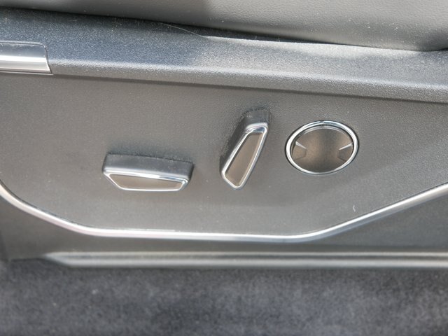 Certified 2025 Ford F150 Raptor AWD/4WD image 13