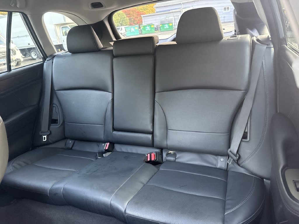Used 2019 Subaru Outback 2.5i Limited AWD/4WD image 23