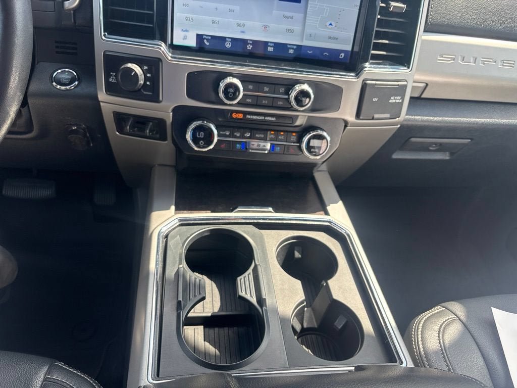 Certified 2022 Ford F250 Lariat w/ Lariat Ultimate Package AWD/4WD image 17