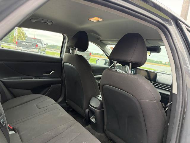 Used 2024 Hyundai Elantra SEL FWD image 8