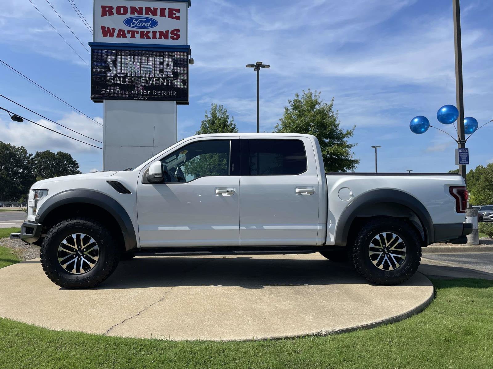 Certified 2019 Ford F150 Raptor w/ Equipment Group 802A Luxury AWD/4WD image 5