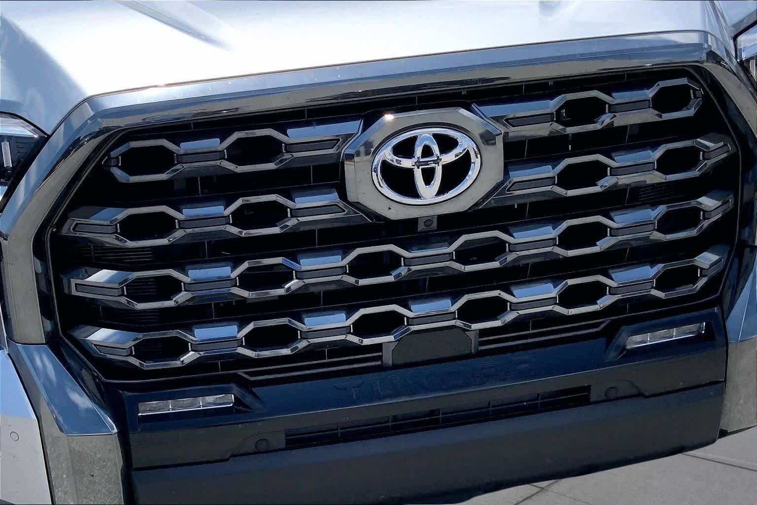 Used 2026 Toyota Tundra Platinum AWD/4WD image 30