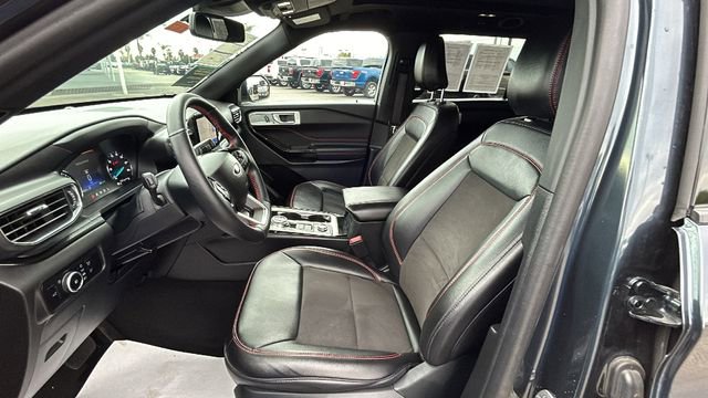 Certified 2024 Ford Explorer ST-Line w/ Class IV Trailer Tow Package image 19