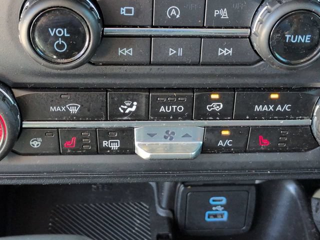 Certified 2025 Ford Bronco Badlands AWD/4WD image 29