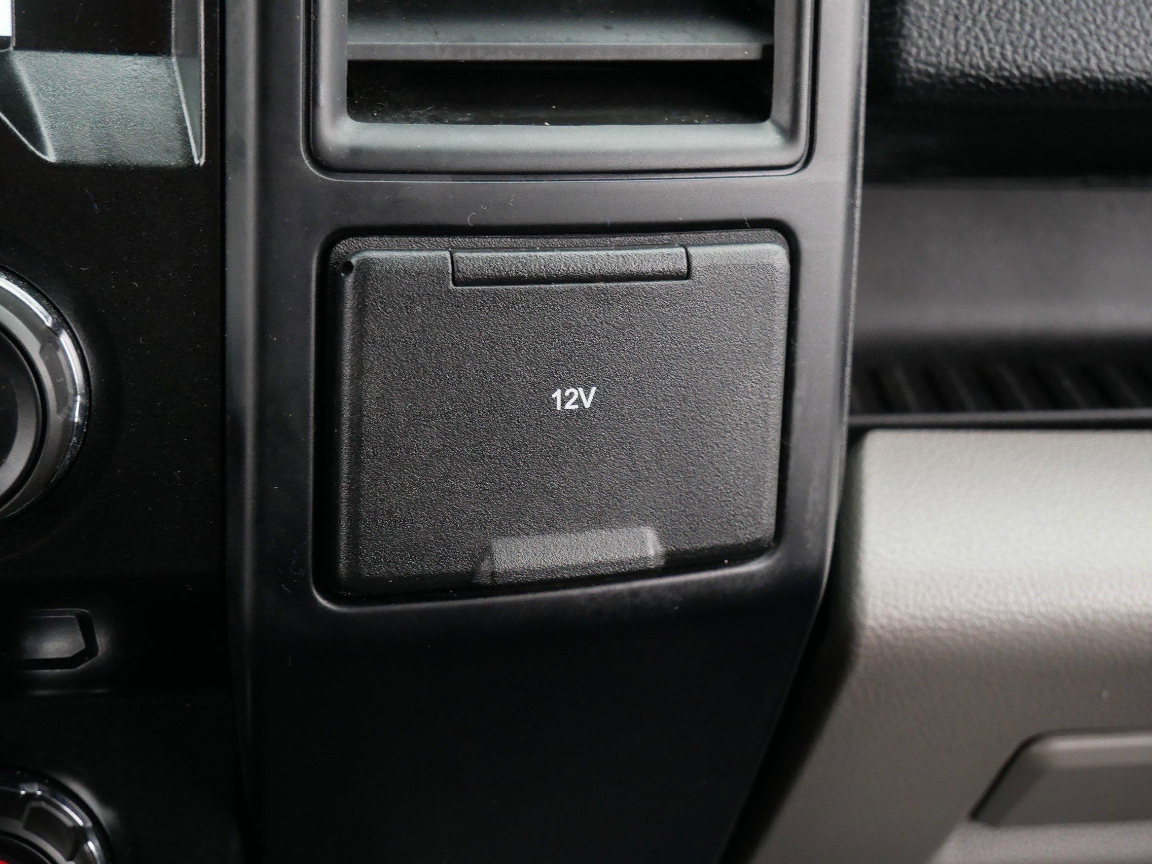 Certified 2017 Ford F150 XL w/ Equipment Group 101A Mid image 31