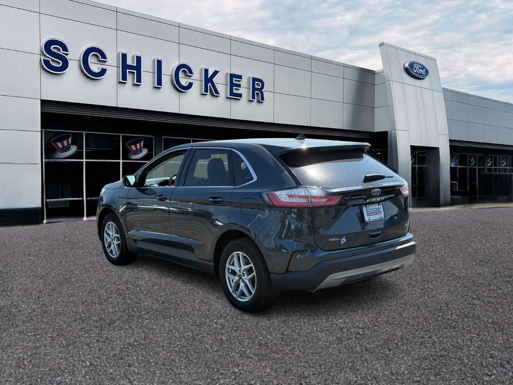 Certified 2024 Ford Edge SEL AWD/4WD image 3