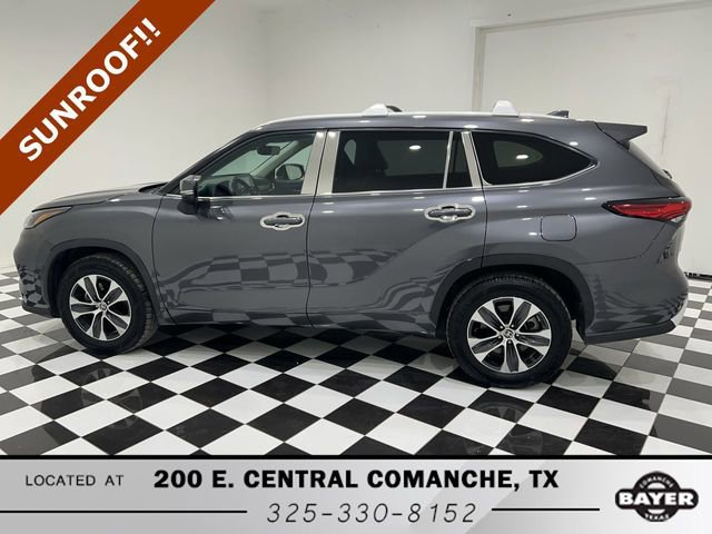 Used 2022 Toyota Highlander XLE image 6