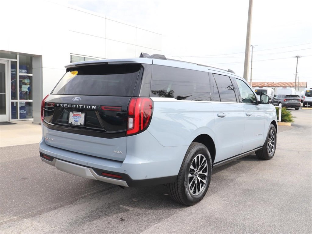 Certified 2025 Ford Expedition Max Platinum image 5
