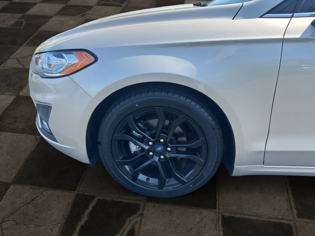 Certified 2019 Ford Fusion SE w/ Equipment Group 151A image 8