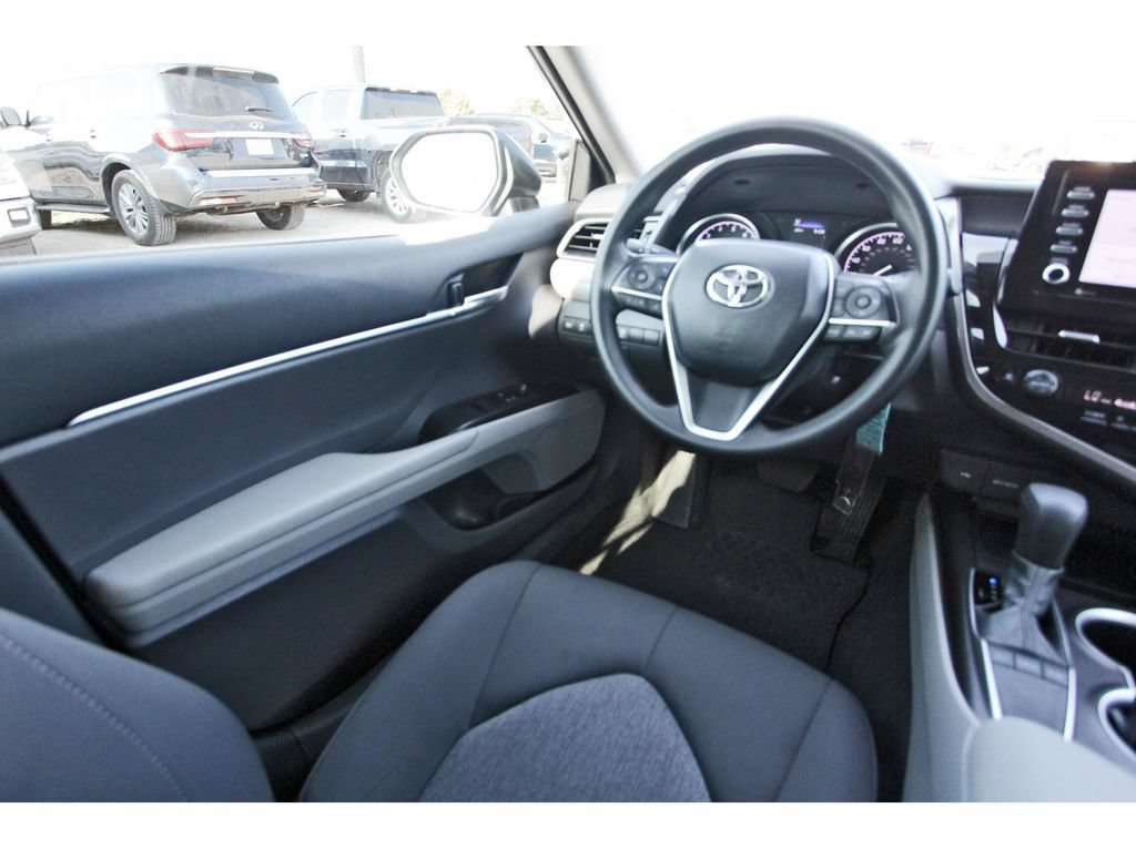 Used 2024 Toyota Camry LE FWD image 11