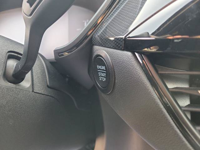 Certified 2025 Ford Escape ST-Line Select AWD/4WD image 24