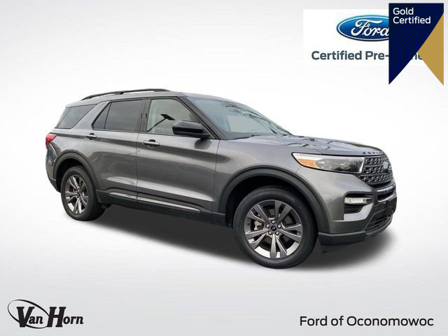 Certified 2022 Ford Explorer XLT w/ Equipment Group 202A image 1