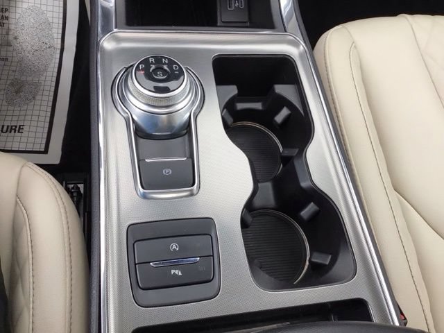 Certified 2023 Ford Edge Titanium AWD/4WD image 15