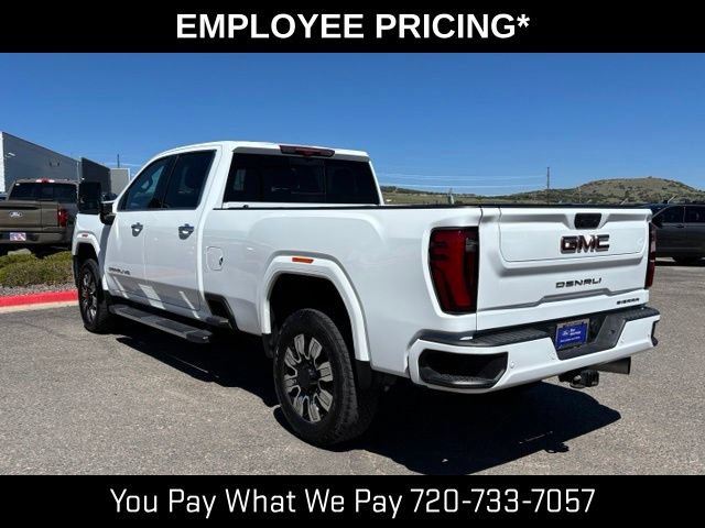 Used 2024 GMC Sierra 3500 Denali w/ Denali Reserve Package AWD/4WD image 3