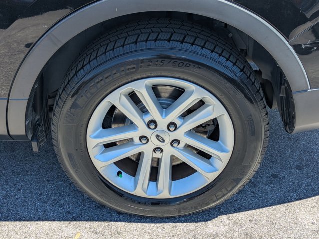 Certified 2017 Ford Explorer XLT w/ Equipment Group 202A image 25