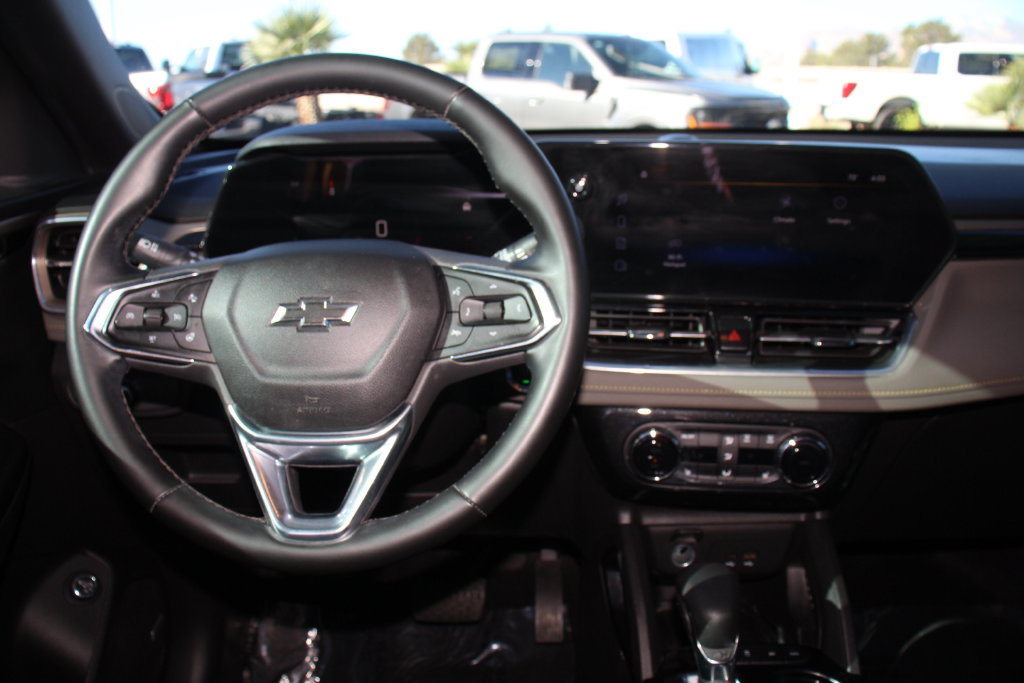 Used 2024 Chevrolet TrailBlazer ACTIV w/ Convenience Package AWD/4WD image 17