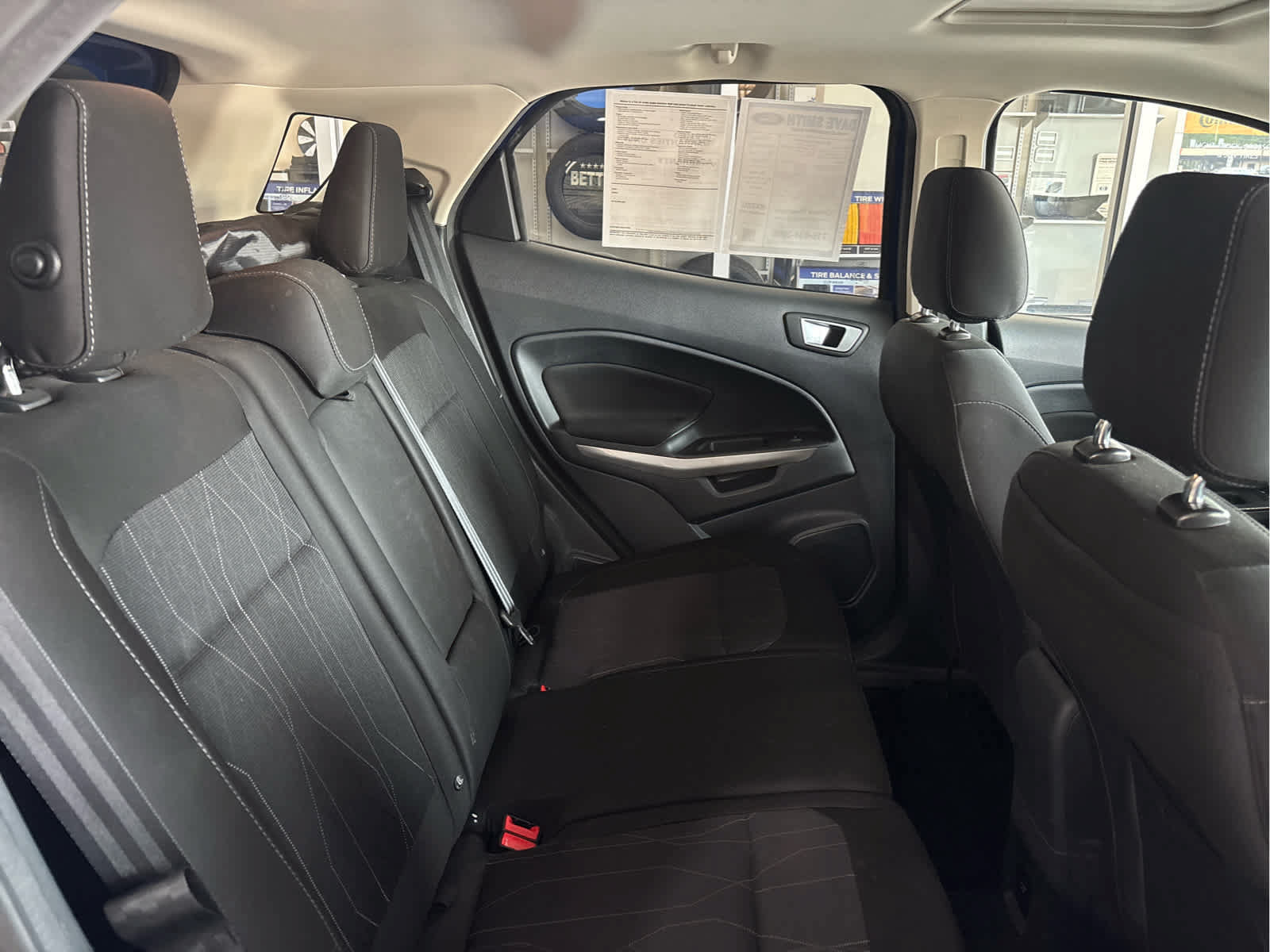 Certified 2018 Ford EcoSport SE w/ SE Convenience Package AWD/4WD image 37