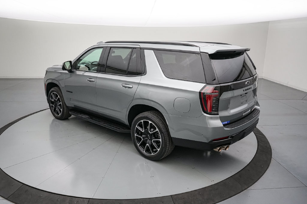 Used 2026 Chevrolet Tahoe RST AWD/4WD image 6