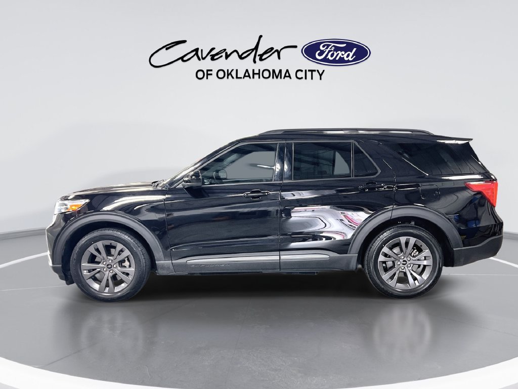 Certified 2023 Ford Explorer XLT w/ Equipment Group 202A RWD image 5