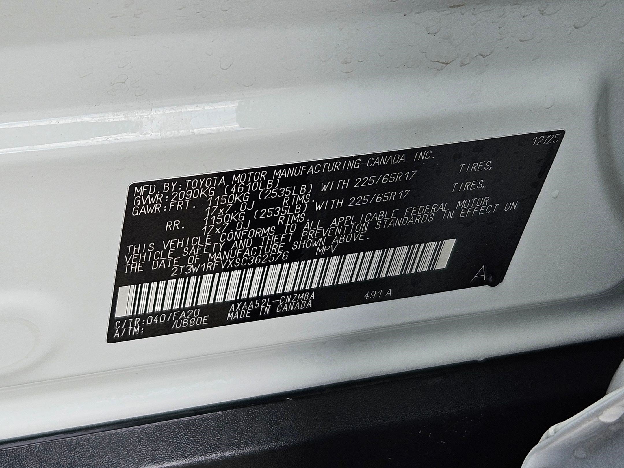 Used 2025 Toyota RAV4 XLE FWD image 32