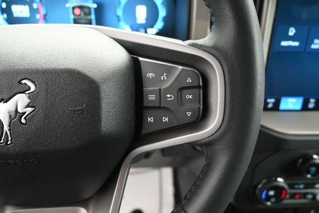 Certified 2025 Ford Bronco Outer Banks AWD/4WD image 14