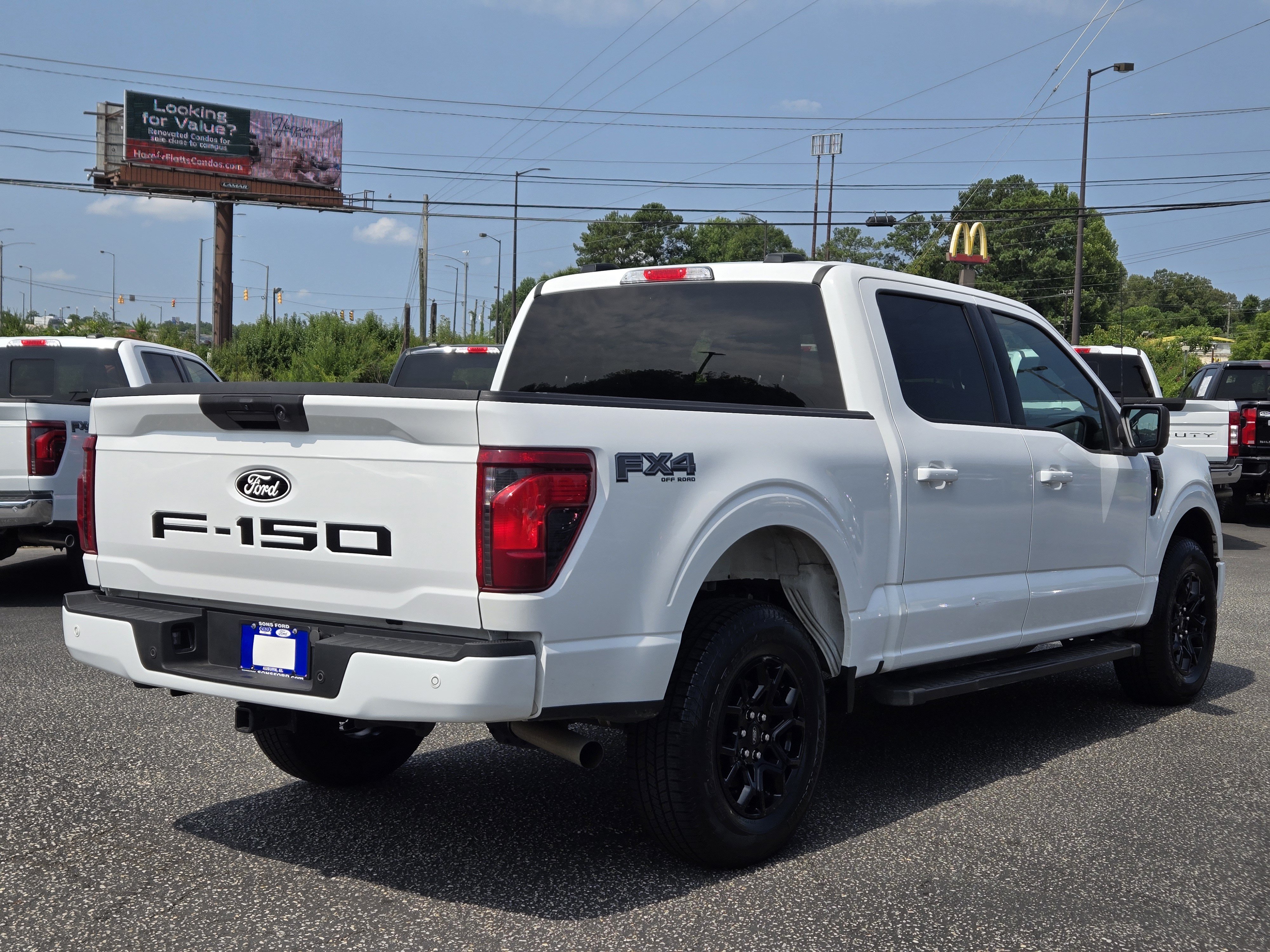Certified 2024 Ford F150 XLT w/ FX4 Off-Road Package AWD/4WD image 8
