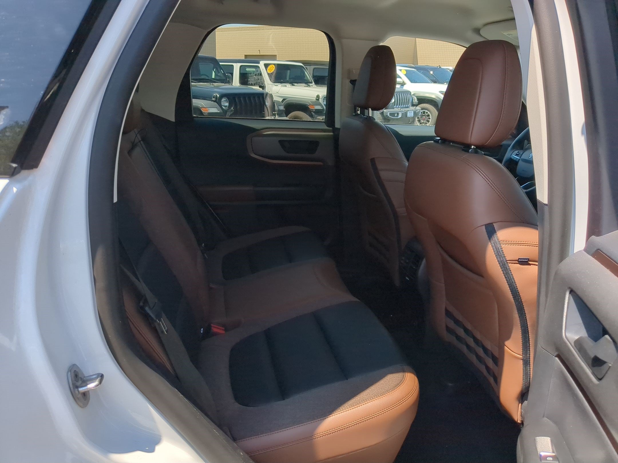 Certified 2025 Ford Bronco Sport Outer Banks AWD/4WD image 32
