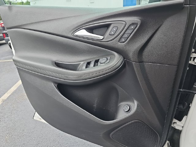 Used 2023 Buick Encore GX Essence w/ Experience Buick Package FWD image 33