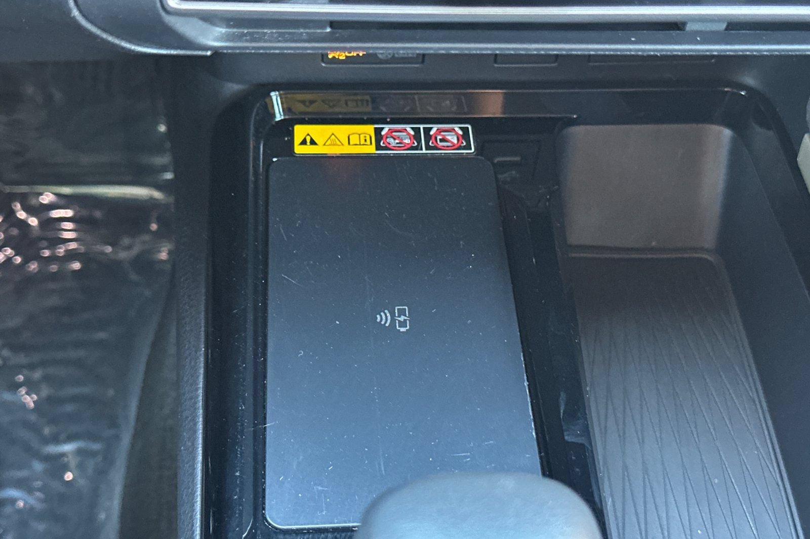 Used 2025 Toyota Camry XLE AWD/4WD image 55