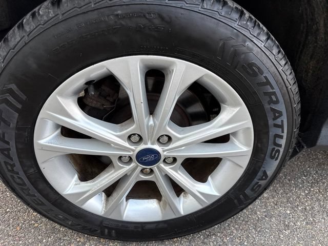 Certified 2017 Ford Escape SE w/ SE Cold Weather Package AWD/4WD image 12
