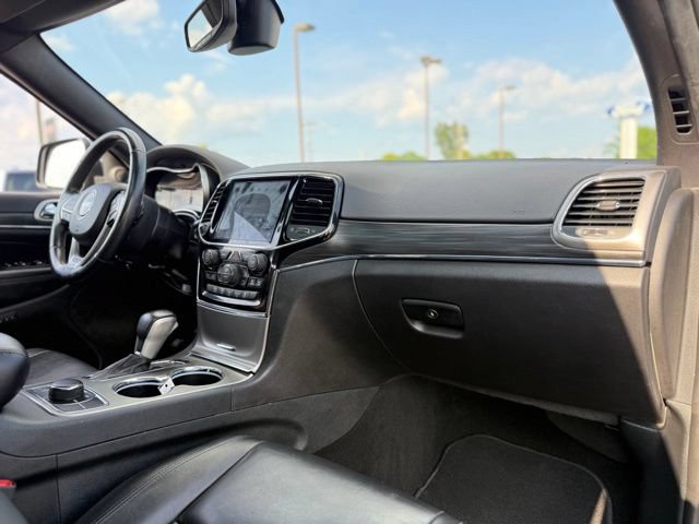 Used 2020 Jeep Grand Cherokee Limited w/ Trailer Tow Group IV AWD/4WD image 17