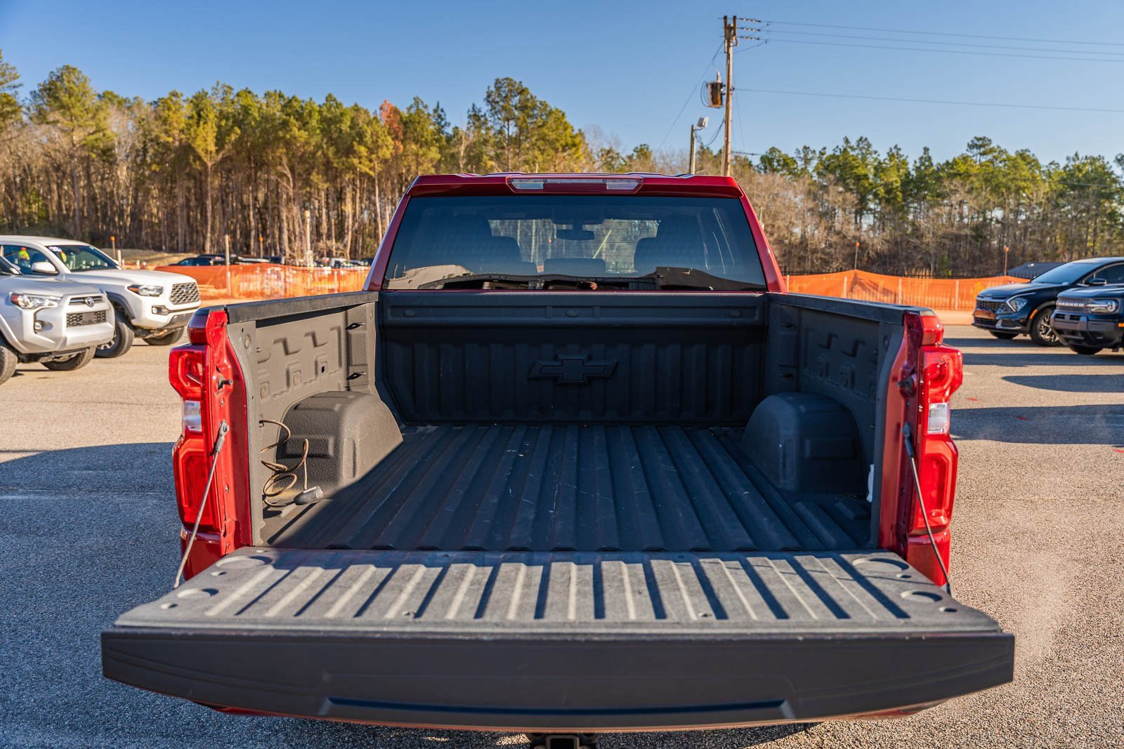 Used 2020 Chevrolet Silverado 1500 Custom w/ Custom Value Package image 19