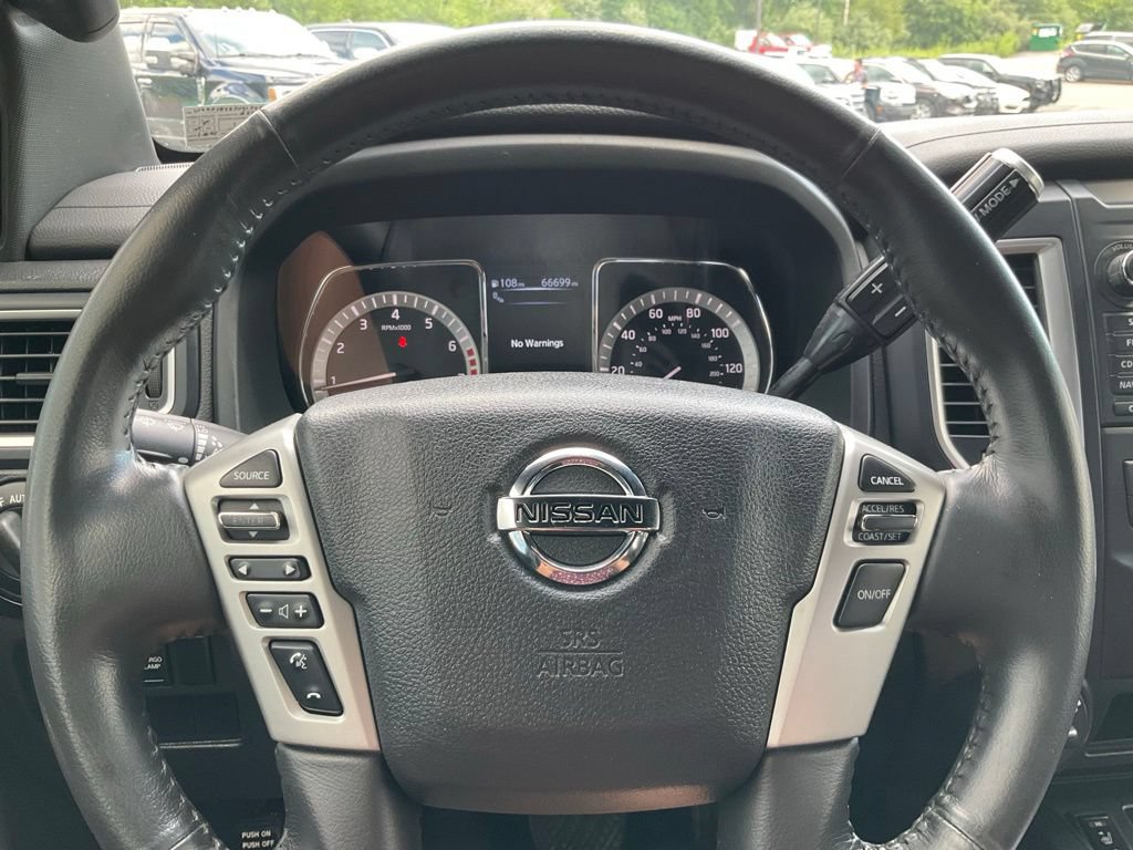 Used 2018 Nissan Titan SV w/ SV Convenience Package AWD/4WD image 7