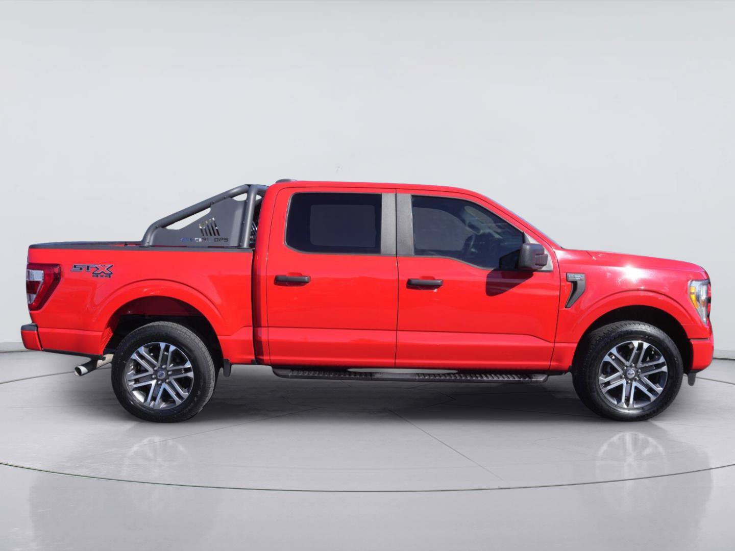 Certified 2021 Ford F150 XL w/ STX Appearance Package AWD/4WD image 5