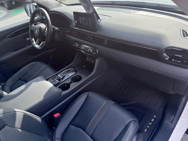 Used 2025 Honda Pilot EX-L image 26