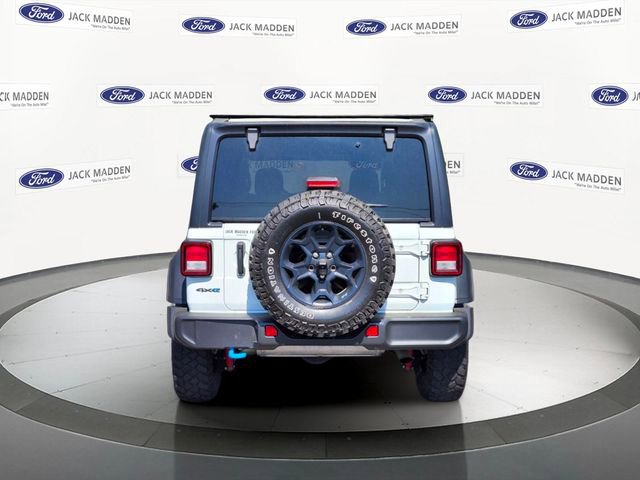 Used 2023 Jeep Wrangler Unlimited w/ Convenience Group AWD/4WD image 4