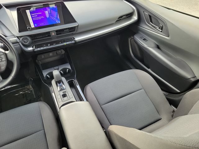 Used 2024 Toyota Prius LE FWD image 15