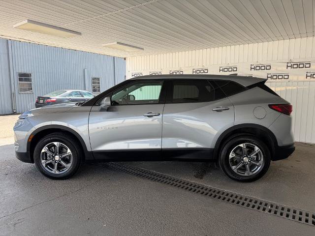 Used 2025 Chevrolet Blazer LT FWD image 24