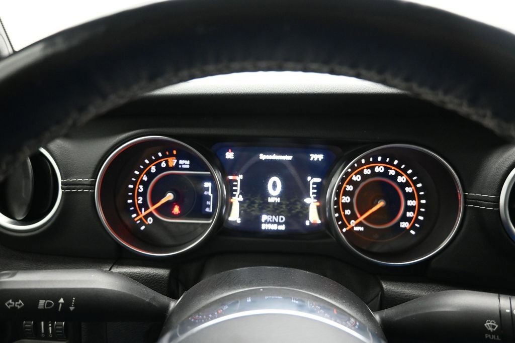 Used 2020 Jeep Gladiator Overland AWD/4WD image 18
