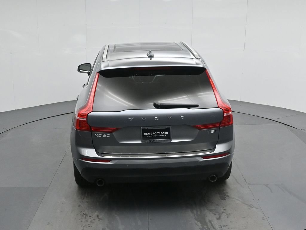Used 2020 Volvo XC60 T5 Momentum w/ Protection Package Premier image 15