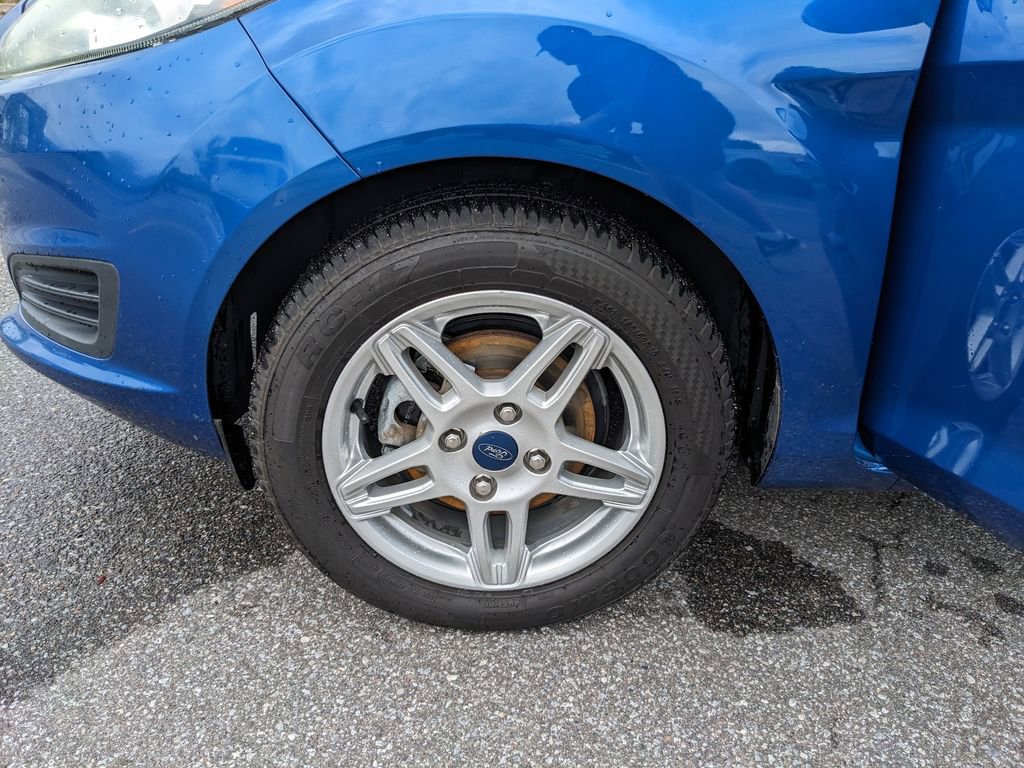 Certified 2019 Ford Fiesta SE FWD image 37