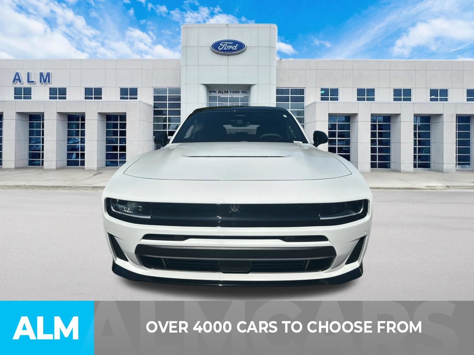 Used 2026 Dodge Charger Scat Pack w/ Blacktop Package AWD/4WD image 2